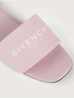 Authentic Givenchy Pale Pink Logo Slide Sandal